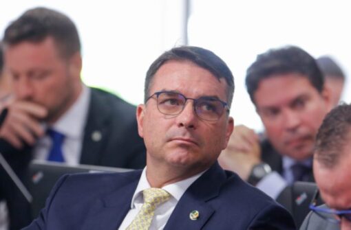 Tolerância Zero: Flávio Bolsonaro Lidera Ofensiva Contra o “Crime da Cervejinha” no Senado