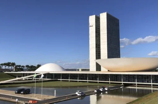 Brasília sob Tensão: Master, Escala 6×1 e a “Agenda da Intervenção” dominam o Congresso pós-Carnaval
